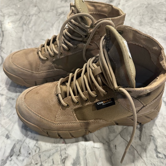 Antarctica Cordura Tactical Tan Boots Men\'s size 6 Like New